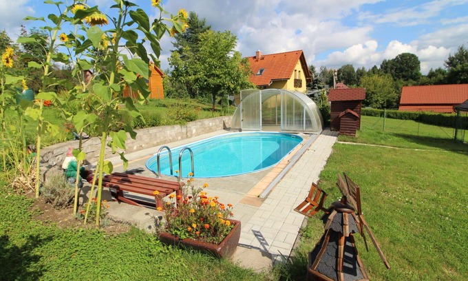 Zasada House | Stunning private villa for 5 people with WIFI, pool, TV, terrace and parking