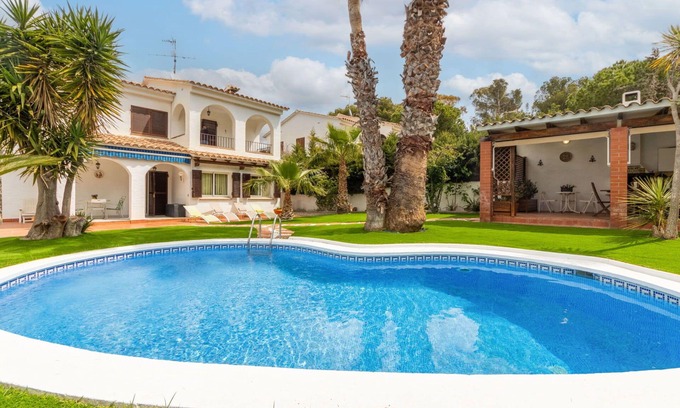 El Roc de Sant Gaieta House | Stunning private villa for 6 people with WIFI, private pool, TV, terrace and parking