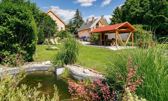 Koroshegy House | Stunning private villa for 8 guests with A/C, WIFI, TV, patio, pets allowed and parking