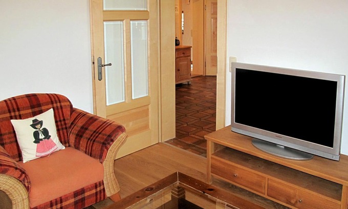 Bischofsmais Villa | Stunning private villa for 12 guests with WIFI, TV, pets allowed and parking