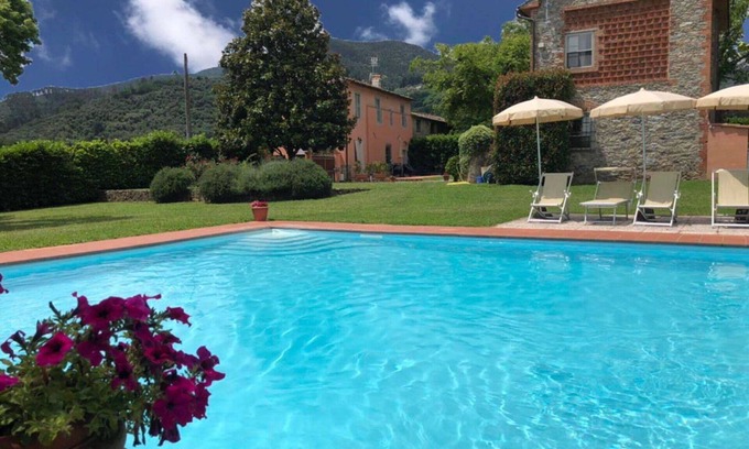 Castelvecchio Villa | Stunning private villa with WIFI, private pool, A/C, TV, terrace, pets allowed and parking