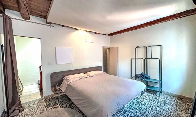 Chioggia House | Stunning private villa for 4 people with WIFI, A/C, TV and balcony