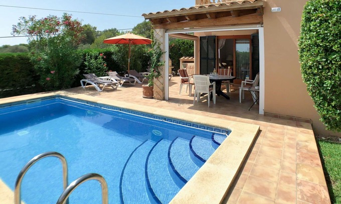Cala Mandia House | Stunning private villa for 4 people with private pool, WIFI, A/C, TV and terrace