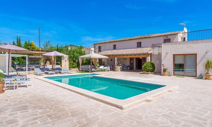 Moscari House | Stunning private villa with private pool, WIFI, A/C, TV, patio, panoramic view and parking