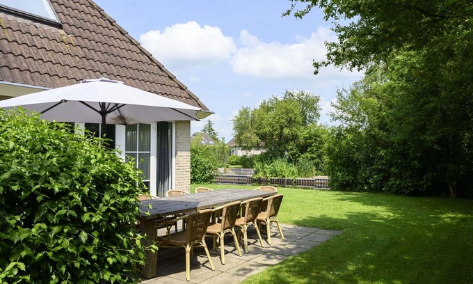 Municipality of Smallingerland House | Stunning private villa for 10 people with WIFI, TV, terrace and parking