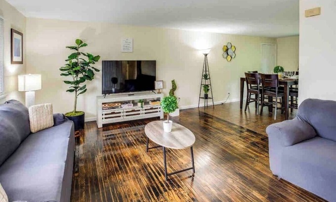 Rochester House | 🥰 Stunning Ranch Mins from RIT/Airport/U of R/DWTN