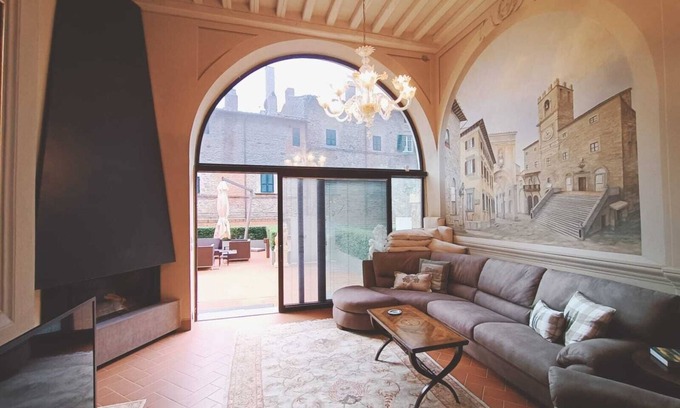 Cortona Apartment | Stunning renovated Apartment with all amenities and a spacious terrace