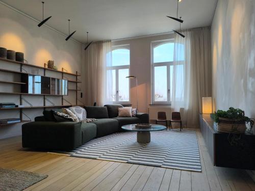 Sint-Andries Apartment | Stunning Riverview apartment