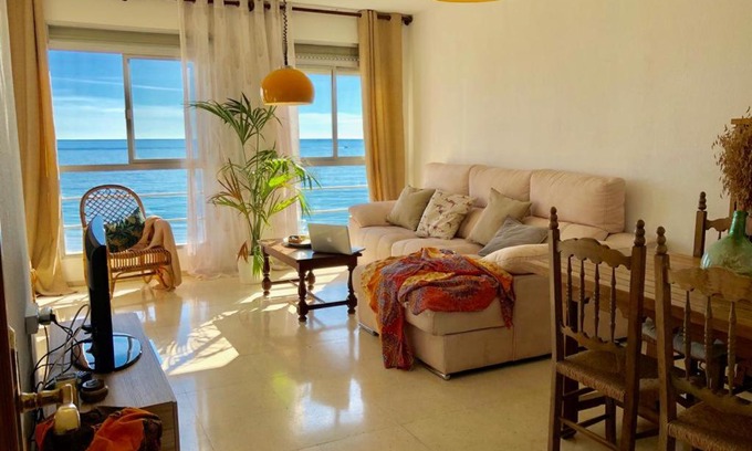 Raval Roig Apartment | Stunning Sea View
