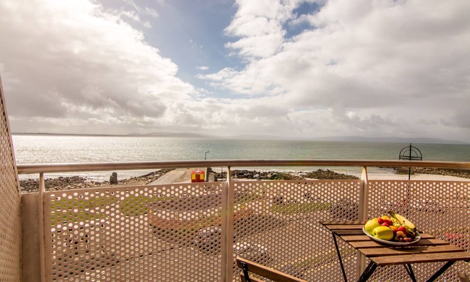 Galway Apartment | Stunning Sea-View self-catering apartments in Salthill, Galway