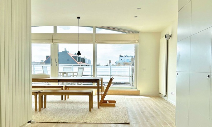 Knokke Apartment | stunning sunny design Duplex near the sea