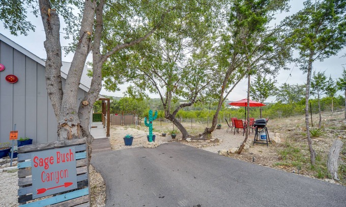 Canyon Lake Apartment | Stunning Texas Studio < 1 Mi to Canyon Lake!