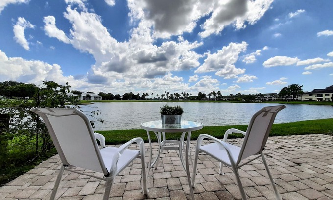 Wesley Chapel Condo | Stunning view Contemporary 2B/2B Condo Saddlebrook