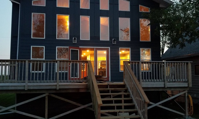 Gimli Cabin | Stunning views!
