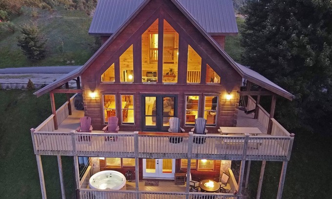 Wolf Laurel Cabin | Stunning Views Game Room~4300'~Sleeps 12~Hot Tub~Firepit Table~Hatley Pointe Ski