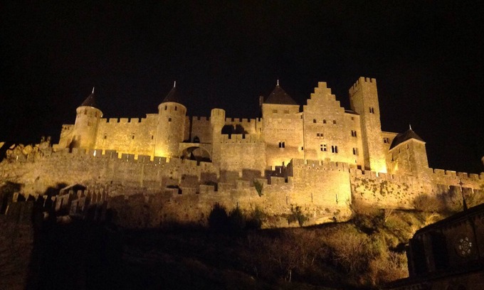 Carcassonne Apartment | Stunning views of Carcassonne castle ramparts from 1st floor apartment (Cezanne)