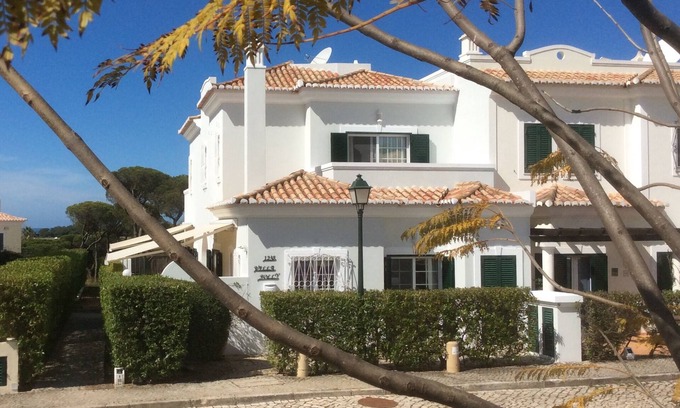 Vale do Lobo Villa | Stunning villa in Vale do Lobo, private pool, air con & broadband