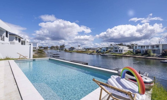 Helensvale House | Stunning waterfront family home w\ pontoon, newly