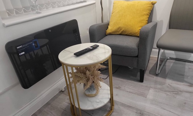 Dartford Apartment | Stunning well decorated 1Bed Apartment in Dartford