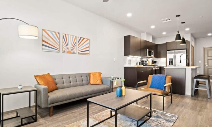 Glendale Sports and Entertainment District Apartment | Stunning Westgate CozySuites by stadium with pool 8