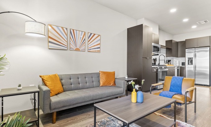 Glendale Sports and Entertainment District Apartment | Stunning Westgate CozySuites by stadium with pool 11