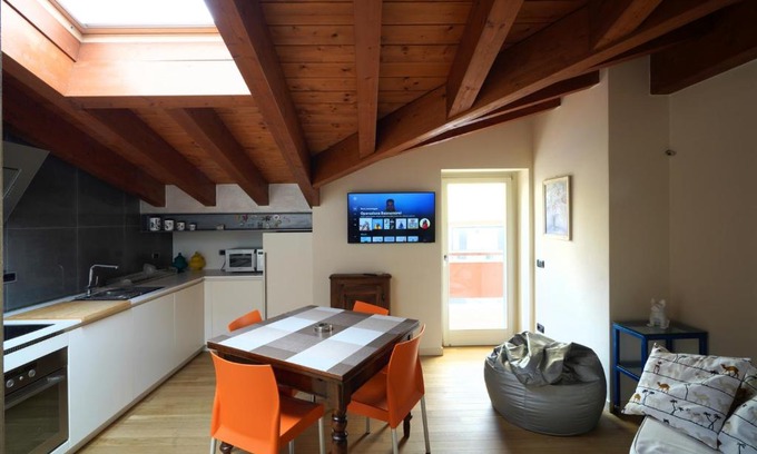 Chiusure Apartment | Stupenda mansarda dotata di tutti i comfort!