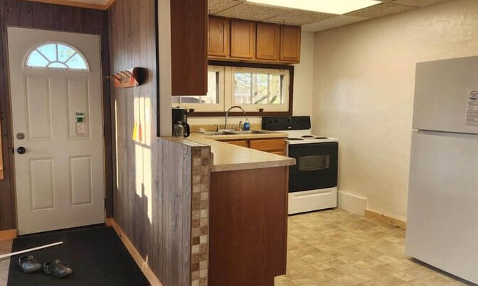 Fremont Cabin | Sturgeon Cabin - Fremont, WI