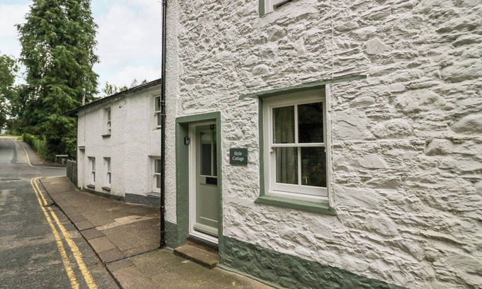 Keswick Cottage | STYLE COTTAGE, pet friendly, with open fire in Keswick