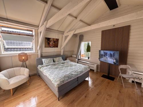 Bad Nieuweschans Apartment | Stylisch Apartments Schanskerhof all with private kitchens - TV all Country - INDOOR SAUNA - NEXT TO THERMEN BAD NIEUWESCHANS