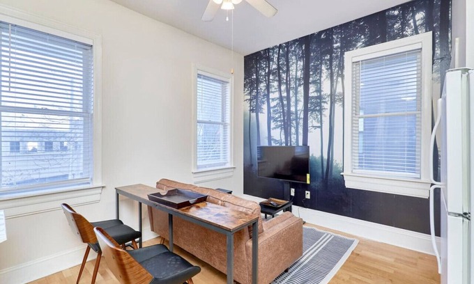 Grand Center Apartment | Stylish 1 Bed SLU, Fox Thtr, CWE