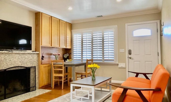 Castro Valley Apartment | Stylish 1-Bedroom/Eden/Kaiser/Wifi/Washer/Dryer