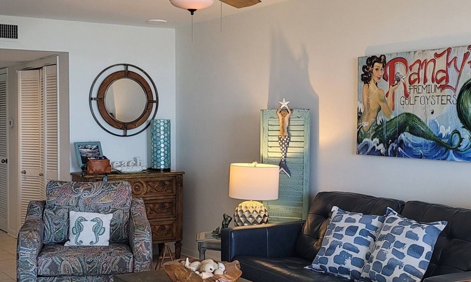 Orange Beach Condo | Stylish 1BR - Direct Beachfront - Renovated -Phoenix VII