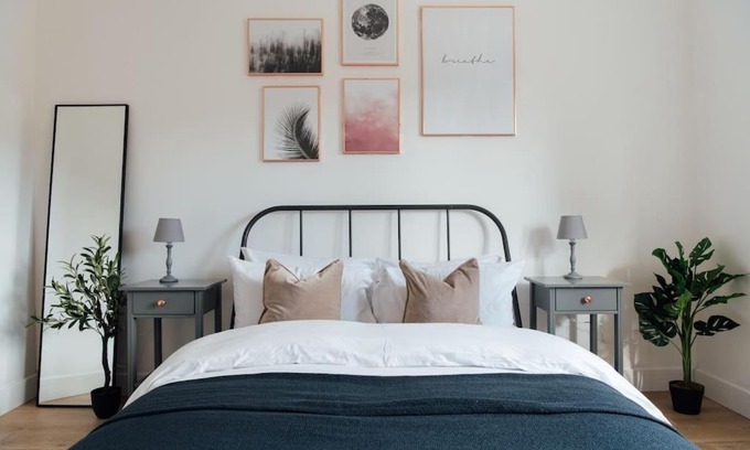 Valentines Apartment | Stylish 2 Bedroom Flat in Ilford, London