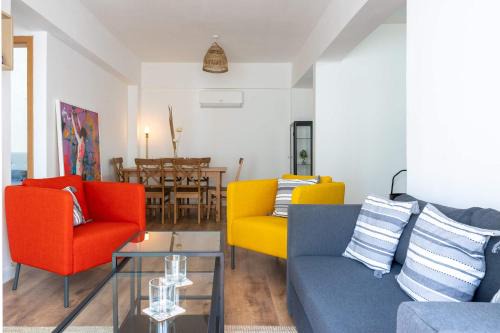 Skala Apartment | Stylish 2BR Apartment with Rooftop Pool in Mackenzie