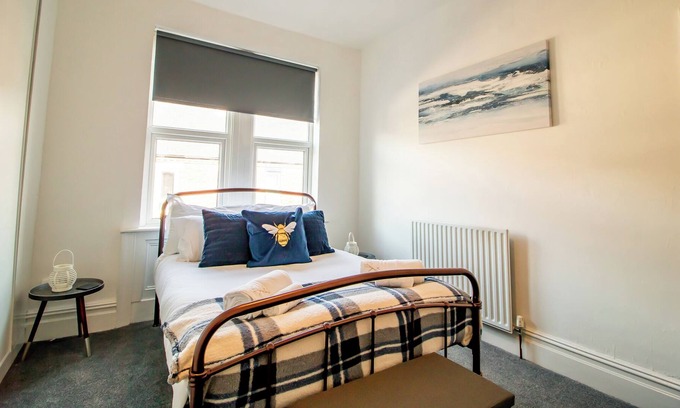 South Shields House | Stylish 3-Bed Flat in South Shields