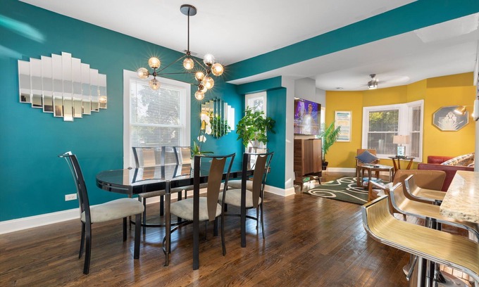 Maywood House | Stylish 3bd w/backyard patio mins from Downtown!