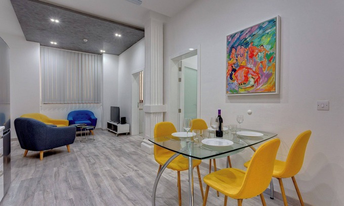 Tower Road Apartment | Stylish 3BR Apartment, Fantastic Location Sliema