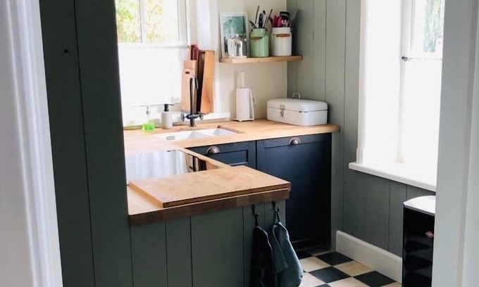Landsmeer House | Stylish 4 p. apartment in renovated farm on the country side of Amsterdam