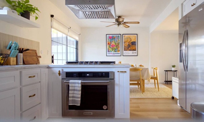 Buena Park House | Stylish 4BR 30 days+ Central To All of LA and OC