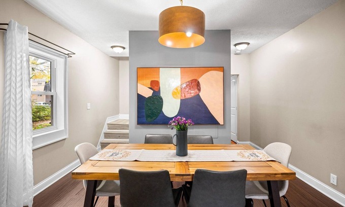Columbus House | Stylish 5BRs Next to Expo Center & Near Stadium,2 Free parking