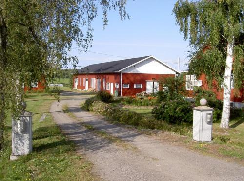 Kristiinankaupunki Apartment | Stylish and Affordable Stay