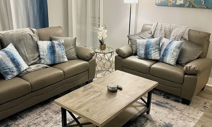 North Austin House | Stylish and Cozy 2BR, Family Friendly, Free Parking