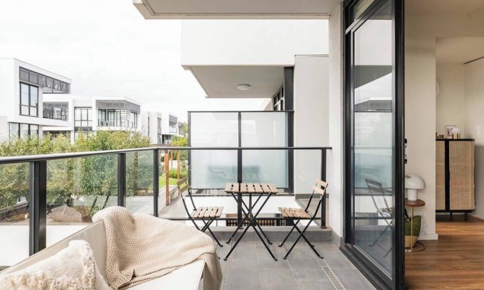 Pascoe Vale South Apartment | Stylish apartment close to amazing Melbourne offerings.