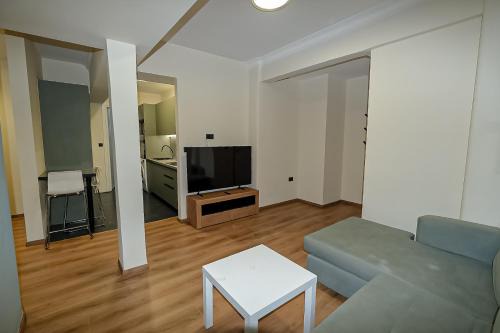 Kypseli Apartment | Stylish Apartment in Kypseli