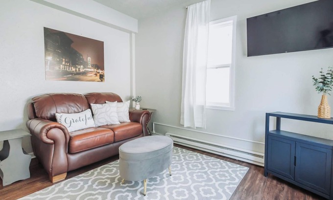 Fargo Apartment | Stylish Apartment Near Downtown Fargo & Sanford Hub