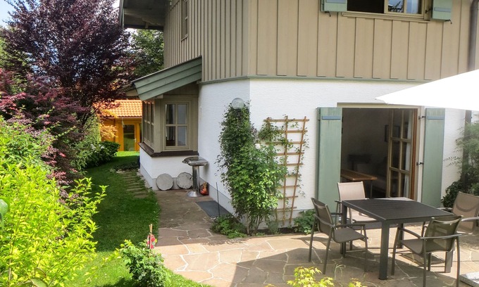 Schleching House | Stylish cottage with sauna, absolutely quiet, in the mountains, near ski