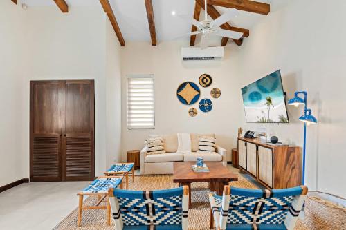 Las Catalinas Apartment | Stylish Condo in the Heart of Las Catalinas with Vibrant Design & Exclusive Beach Club Access