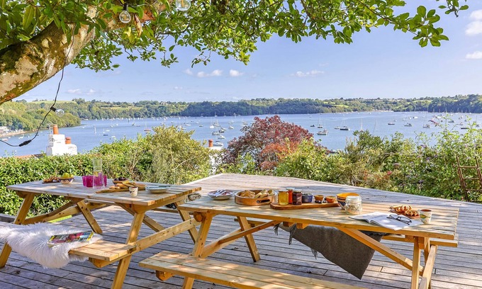 Dittisham Cottage | Stylish cottage, river views, contemporary interior, garden views, village