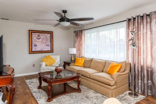 Kettering House | Stylish & Cozy 2br Home Great Location & Comfort