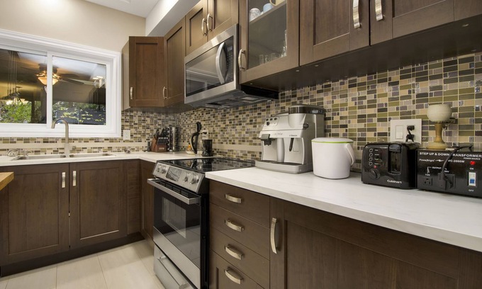 Sandy Hill House | Stylish east downtown house with easy river access